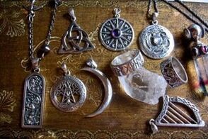 Charms and amulets for good luck and well-being in the family