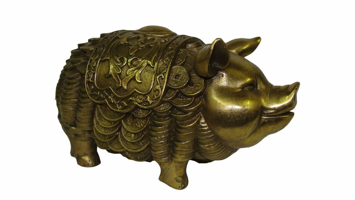 amulet for good luck and prosperity - pig