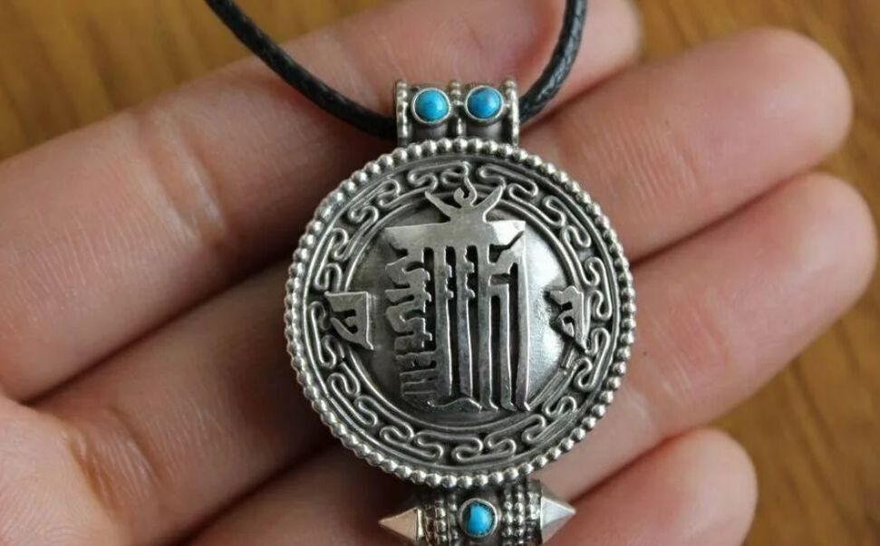 Tibetan amulet for good luck